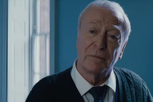 Michael Caine lamenta uno de los grandes fracasos de su carrera: un thriller noventero "maravilloso" que merece la pena recuperar 30 años después