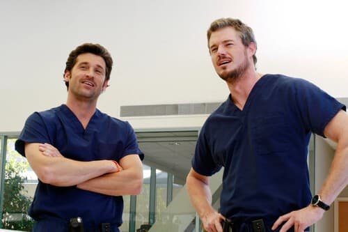 "Es difícil expresarlo con palabras". Patrick Dempsey habla sobre los duros últimos días de Eric Dane y recuerda con cariño a su amigo y compañero
