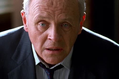 Anthony Hopkins, a sus 88 años, se sincera sobre su única hija: "Nunca fue capaz de perdonarme que abandonara a la familia cuando era niña. Me rompe el corazón"