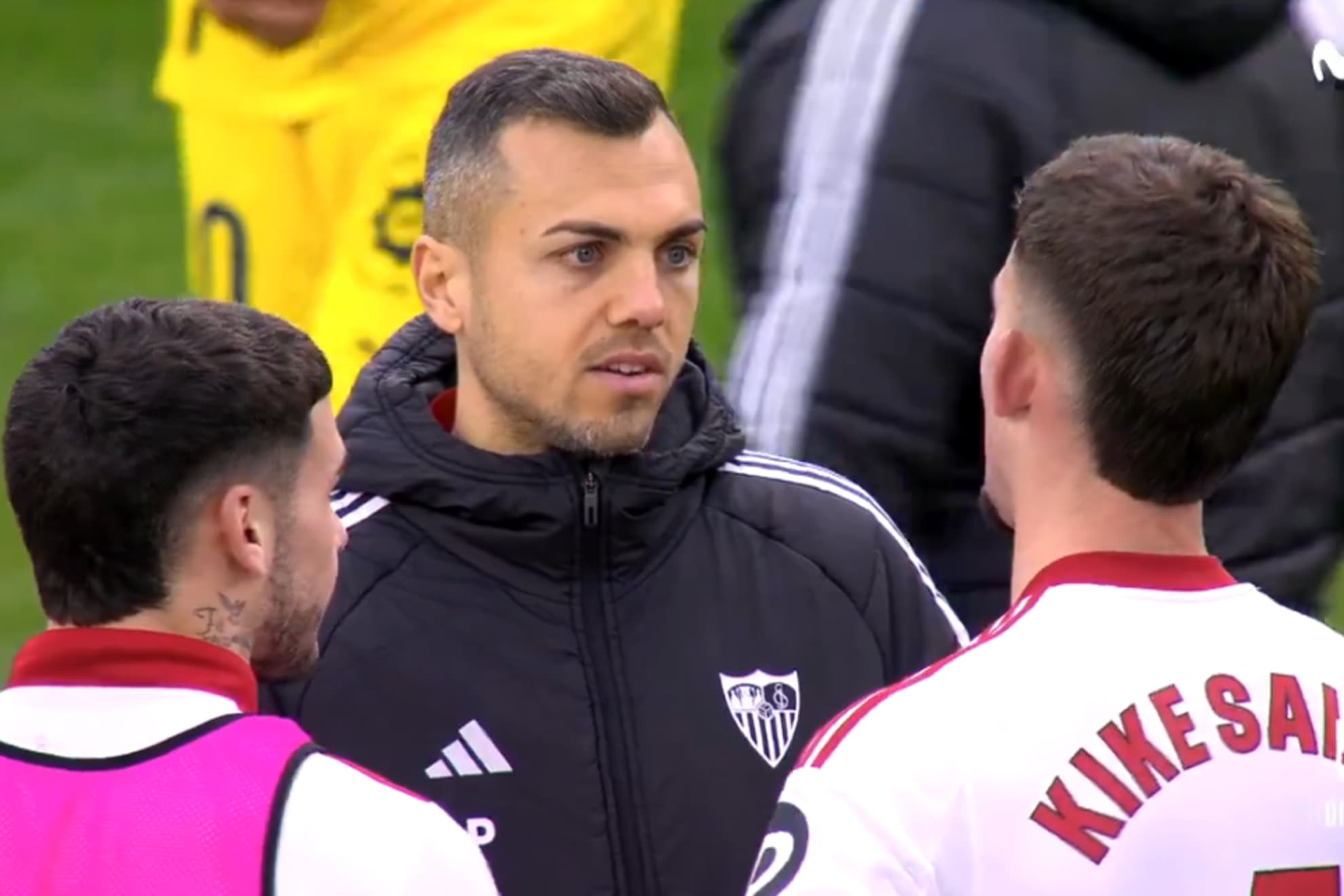El Sevilla anuncia el acuerdo con el Estrela Amadora para el traspaso de Joan Jordán