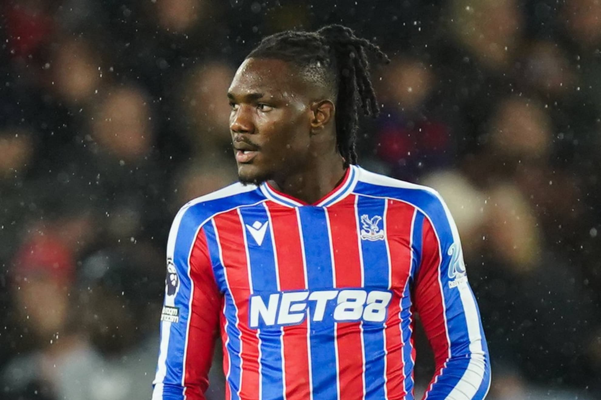 El Crystal Palace desactiva la compra obligatoria por Uche