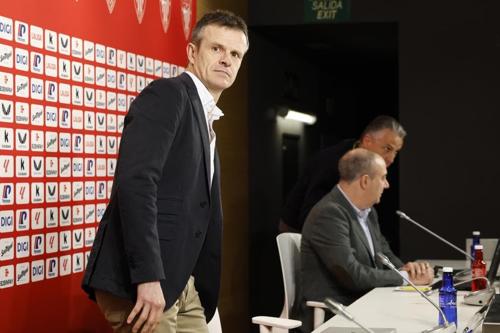 Uriarte espera a última hora para cerrar su nómina de directivos