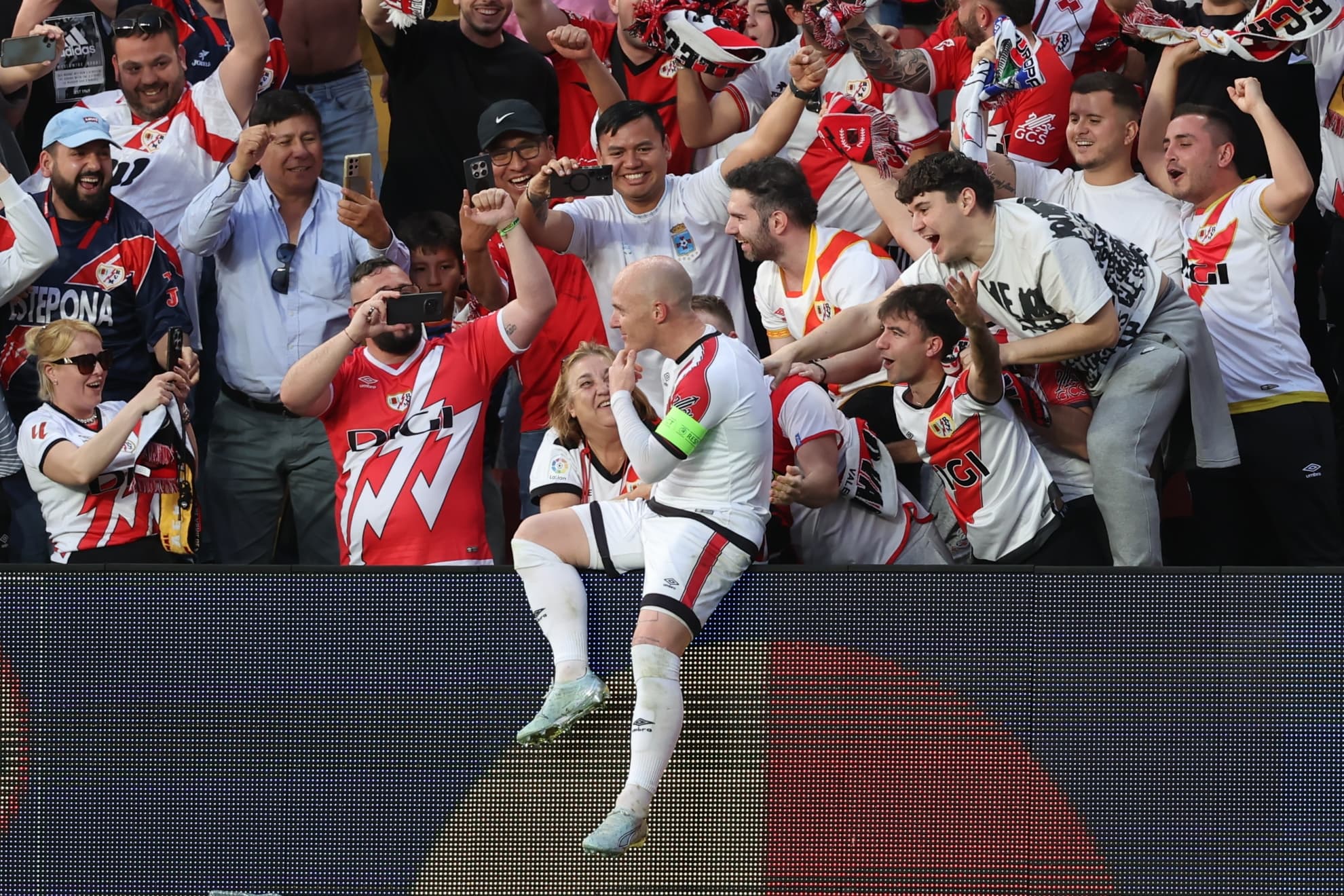"El Rayo es retro todos los días"