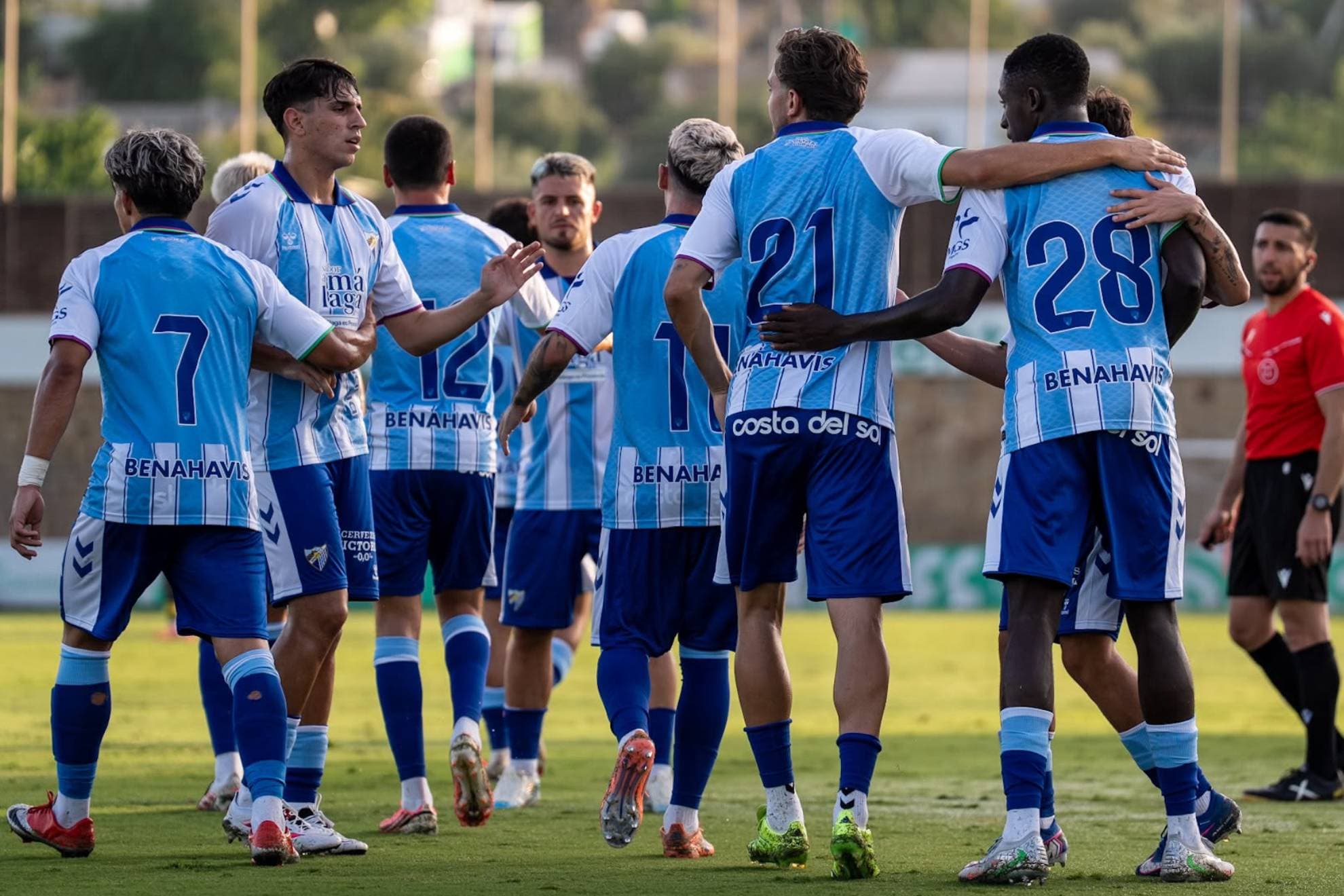 El Ceuta - Málaga de pretemporada esquiva la crisis migratoria