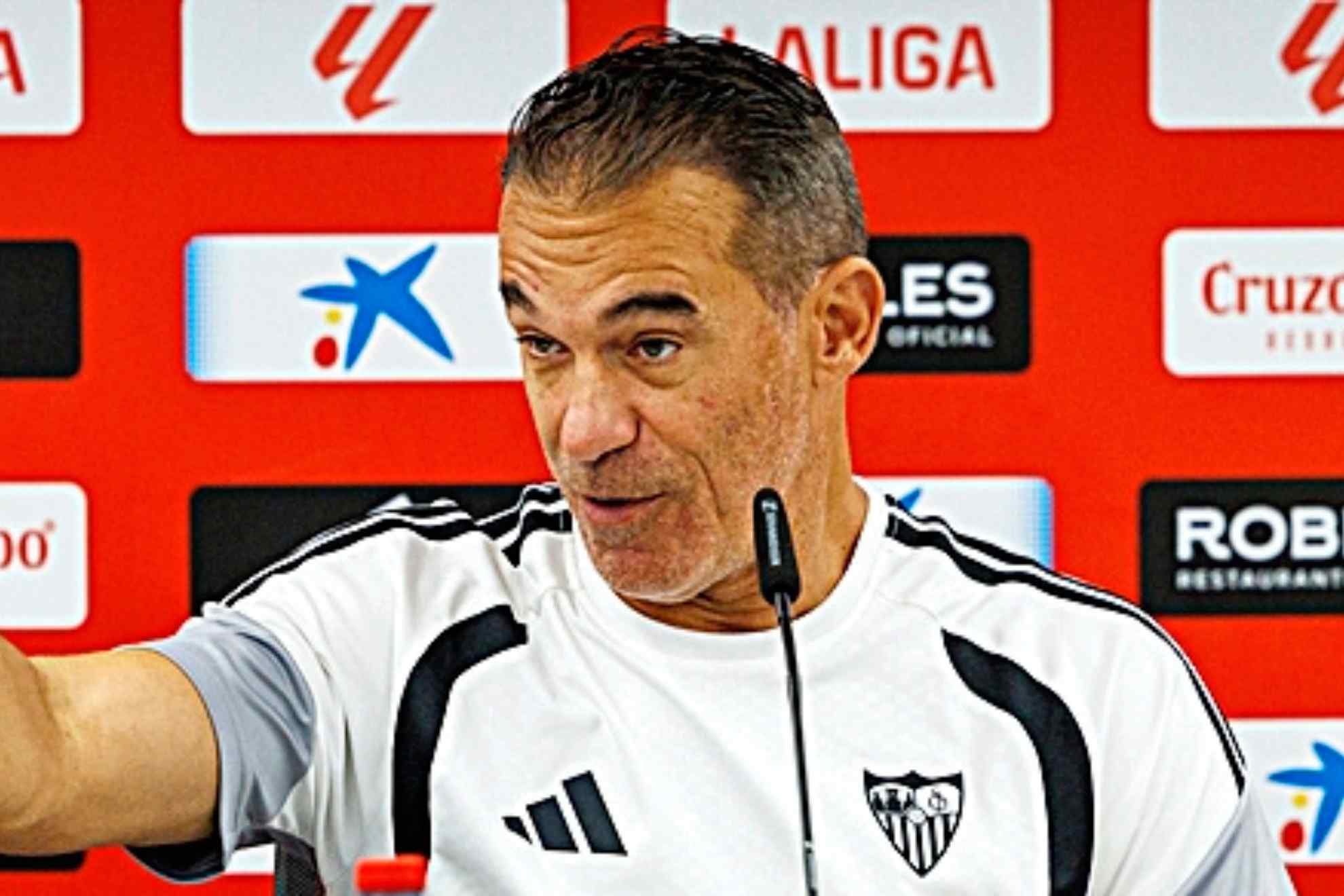 Luis García Plaza: "No podemos defender el área así en la última jugada"