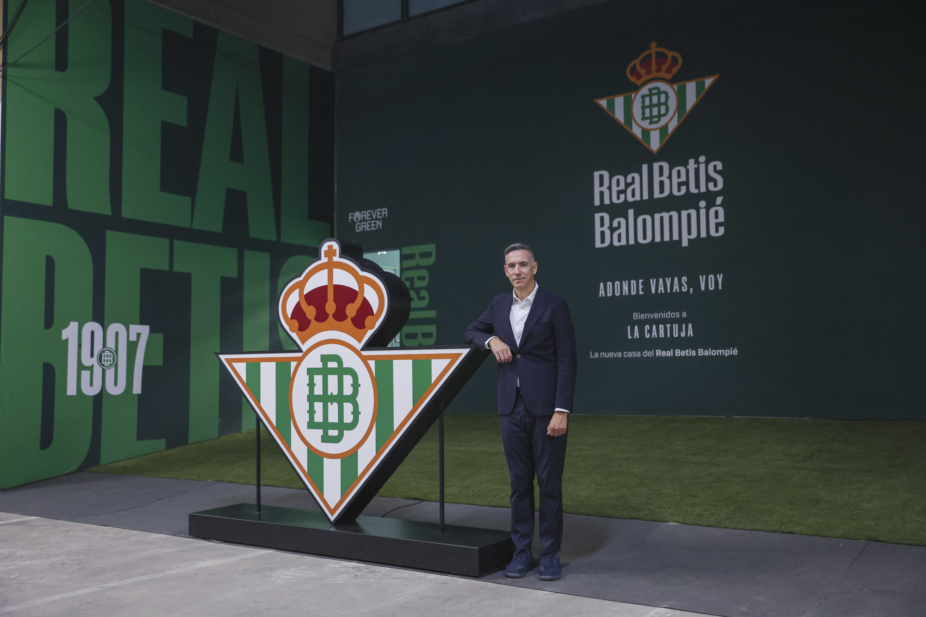 "La prioridad del Betis es satisfacer a su aficionado"